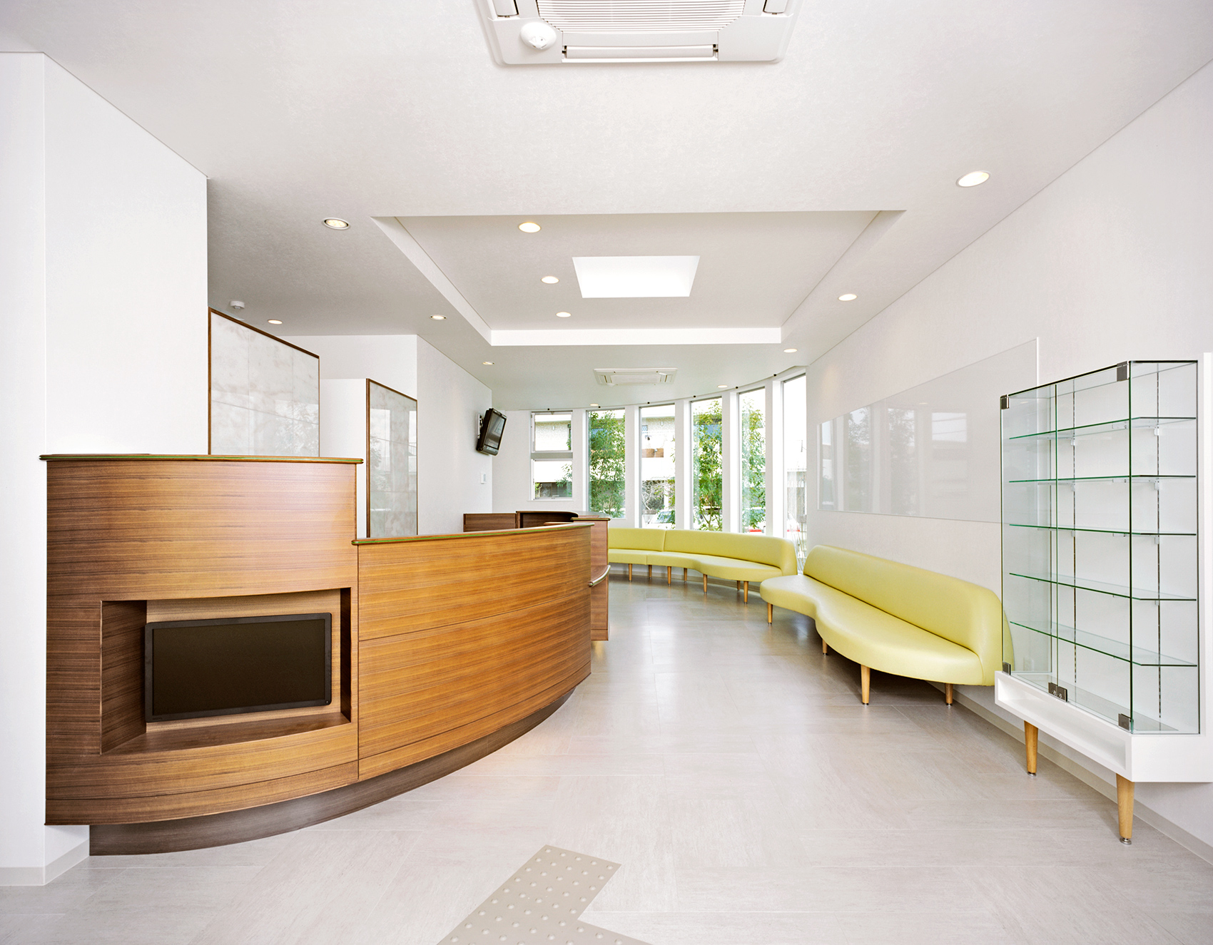 うえおく皮ふ科